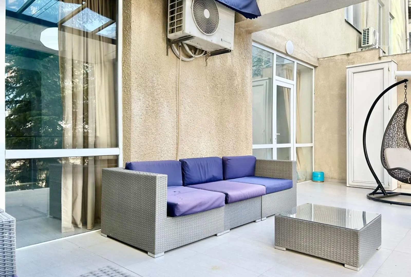 City Center- Vake Park - 1Br Apartment Tbilisi